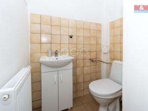 Pronájem rodinného domu, Holice, náměstí T. G. Masaryka, 90 m2