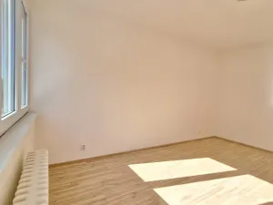 Pronájem bytu 2+kk, Praha - Strašnice, Černokostelecká, 49 m2