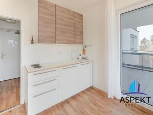 Pronájem bytu 1+kk, Praha - Hostivař, Hornoměcholupská, 22 m2