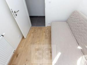 Pronájem bytu 2+kk, Tuchoměřice, V Kněžívce, 31 m2