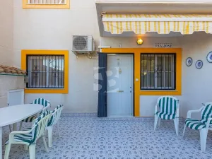 Prodej bytu 2+kk, Torrevieja, Španělsko, 80 m2