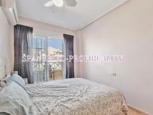 Prodej bytu 3+1, Torrevieja, Španělsko, 75 m2