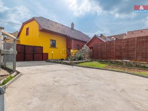 Prodej rodinného domu, Přešťovice, 662 m2