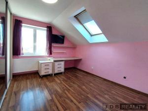 Prodej rodinného domu, Praha - Horní Počernice, Kramolná, 215 m2