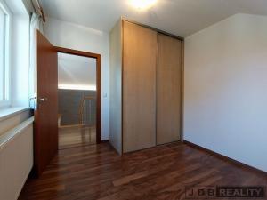 Prodej rodinného domu, Praha - Horní Počernice, Kramolná, 215 m2