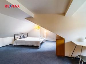 Pronájem bytu 2+kk, Praha - Vršovice, 28. pluku, 62 m2