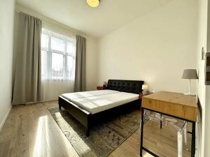 Pronájem bytu 2+kk, Praha - Libeň, Zenklova, 54 m2