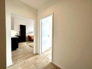 Pronájem bytu 2+kk, Praha - Libeň, Zenklova, 54 m2