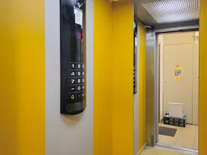 Pronájem bytu 3+kk, Praha - Břevnov, Šlikova, 102 m2