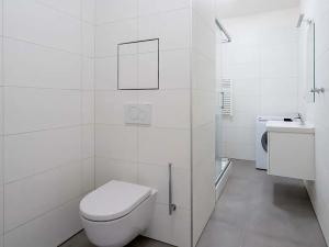 Pronájem bytu 2+kk, Praha - Nové Město, Mlynářská, 57 m2