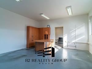Pronájem výrobních prostor, Prostějov - Vrahovice, Tovární, 938 m2