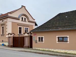 Prodej rodinného domu, Čečelice, Všetatská, 1000 m2