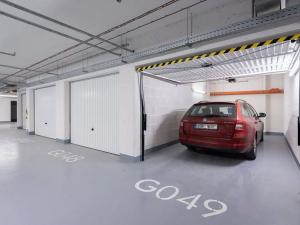 Pronájem bytu 2+kk, Praha - Háje, Sochorcova, 82 m2
