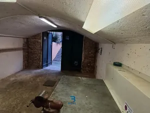 Prodej garáže, Praha - Bubeneč, Šmeralova, 19 m2