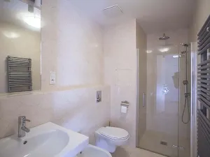 Pronájem bytu 3+1, Praha - Střešovice, U laboratoře, 110 m2