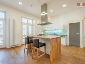Pronájem bytu 3+1, Praha - Dejvice, Kafkova, 105 m2
