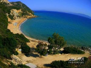 Prodej komerčního pozemku, Kefalonia, Leivathos, Řecko, 20000 m2