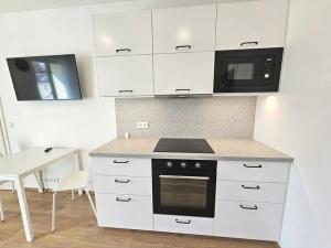 Pronájem bytu 2+kk, Praha - Žižkov, Hartigova, 40 m2