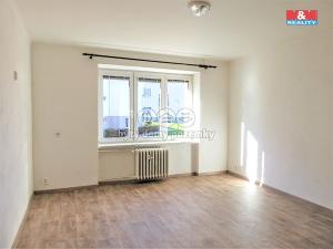 Prodej bytu 2+1, Březová, Hlavní, 57 m2