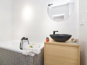 Pronájem bytu 2+kk, Ostrava, Svazácká, 53 m2