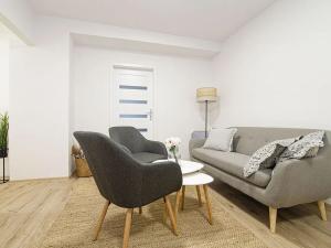 Pronájem bytu 2+kk, Ostrava, Svazácká, 53 m2