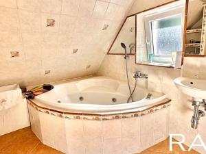 Prodej chaty, Brno, 225 m2