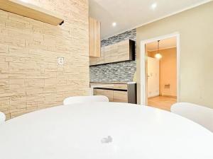 Pronájem bytu 4+1, Chomutov, Zahradní, 77 m2
