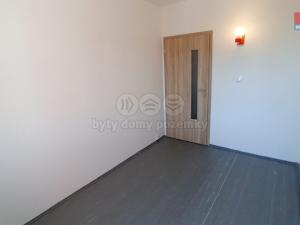 Pronájem bytu 3+1, Žatec, Šafaříkova, 66 m2