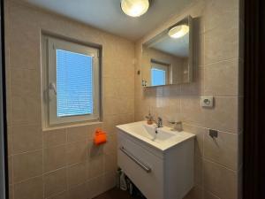 Prodej chaty, Ostrov, 56 m2