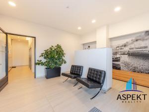 Prodej bytu 4+kk, Praha - Holešovice, Sanderova, 135 m2