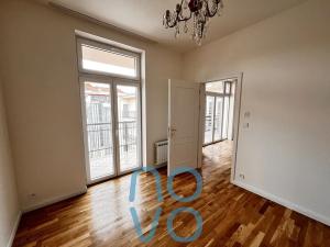Pronájem bytu 2+kk, Praha - Karlín, Vítkova, 41 m2