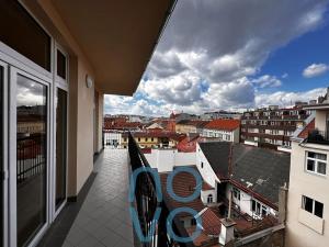Pronájem bytu 2+kk, Praha - Karlín, Vítkova, 41 m2