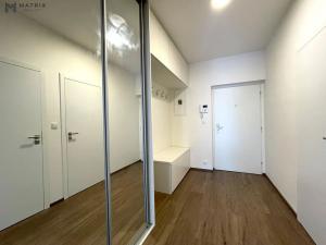 Pronájem bytu 2+kk, Praha - Libeň, U Rokytky, 78 m2