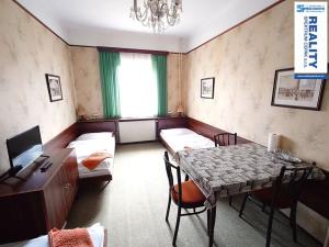Prodej ubytování, České Budějovice, Jar. Ježka, 271 m2