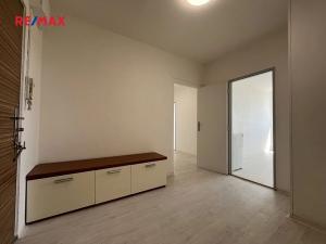 Pronájem bytu 4+1, Praha - Chodov, Ke škole, 83 m2
