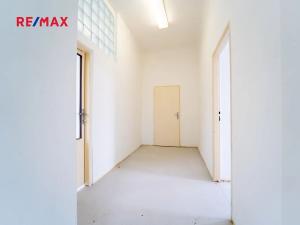 Pronájem kanceláře, Nymburk, Velké Valy, 250 m2