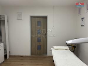 Pronájem obchodního prostoru, Jablonec nad Nisou, Riegrova, 20 m2