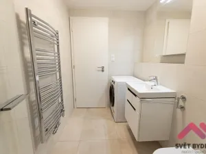 Pronájem bytu 1+kk, Praha - Holešovice, V háji, 40 m2