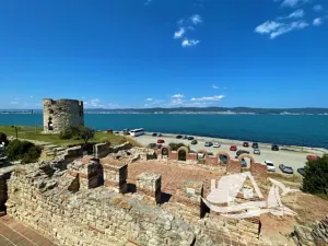 Prodej bytu 2+kk, Nesebar, Bulharsko, 76 m2