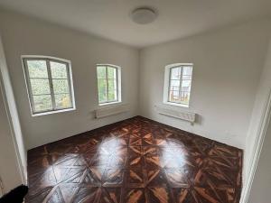 Prodej bytu 5+kk, Roztoky, Tiché údolí, 130 m2