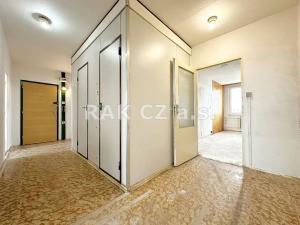 Prodej bytu 3+1, Praha - Stodůlky, Běhounkova, 71 m2