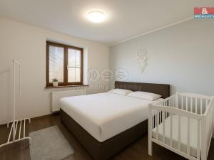 Prodej rodinného domu, Praha - Dolní Měcholupy, U svornosti, 129 m2