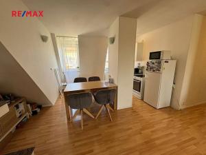 Pronájem bytu 2+kk, Praha - Strašnice, Radošovická, 60 m2