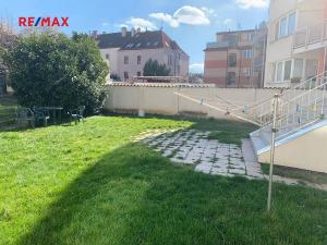 Pronájem bytu 2+kk, Praha - Strašnice, Radošovická, 60 m2