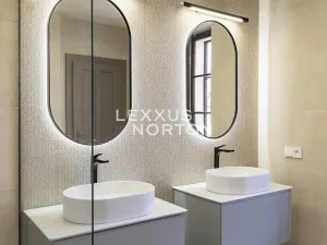 Pronájem kanceláře, Praha - Hradčany, Kanovnická, 812 m2