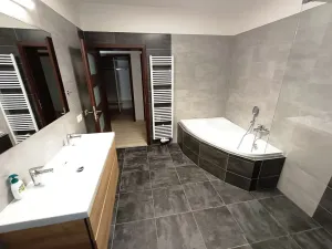 Pronájem bytu 4+kk, Babice, K Vile, 146 m2