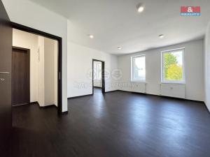 Pronájem bytu 2+1, Karlovy Vary - Bohatice, U Trati, 61 m2