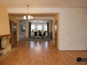 Pronájem rodinného domu, Úvaly, 200 m2