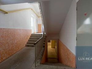 Prodej bytu 3+1, Znojmo, Jarošova, 78 m2