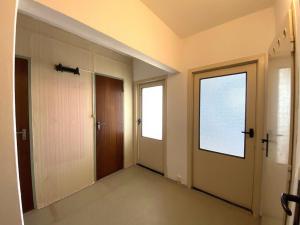Pronájem bytu 2+kk, Brno - Bohunice, Uzbecká, 4488 m2
